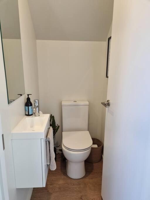 כרייסטצ'רץ' Central Home With Internal Garage - Close To Cbd! מראה חיצוני תמונה
